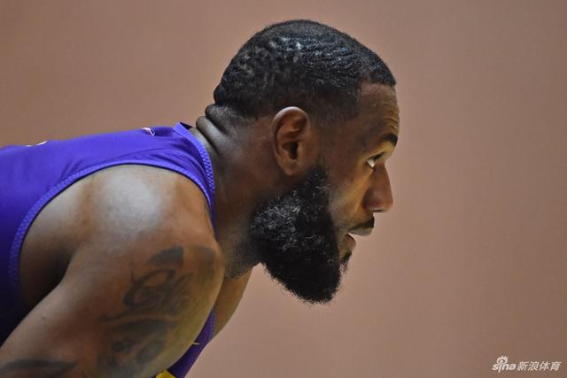 39岁C罗罚进点球 第200次主罚打进169球历史第一